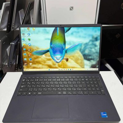 2021 vostro 15 3510  INTEL CORE I5 1135G7 ,RAM 8gb ,256gb , 15.6in FHD IPS